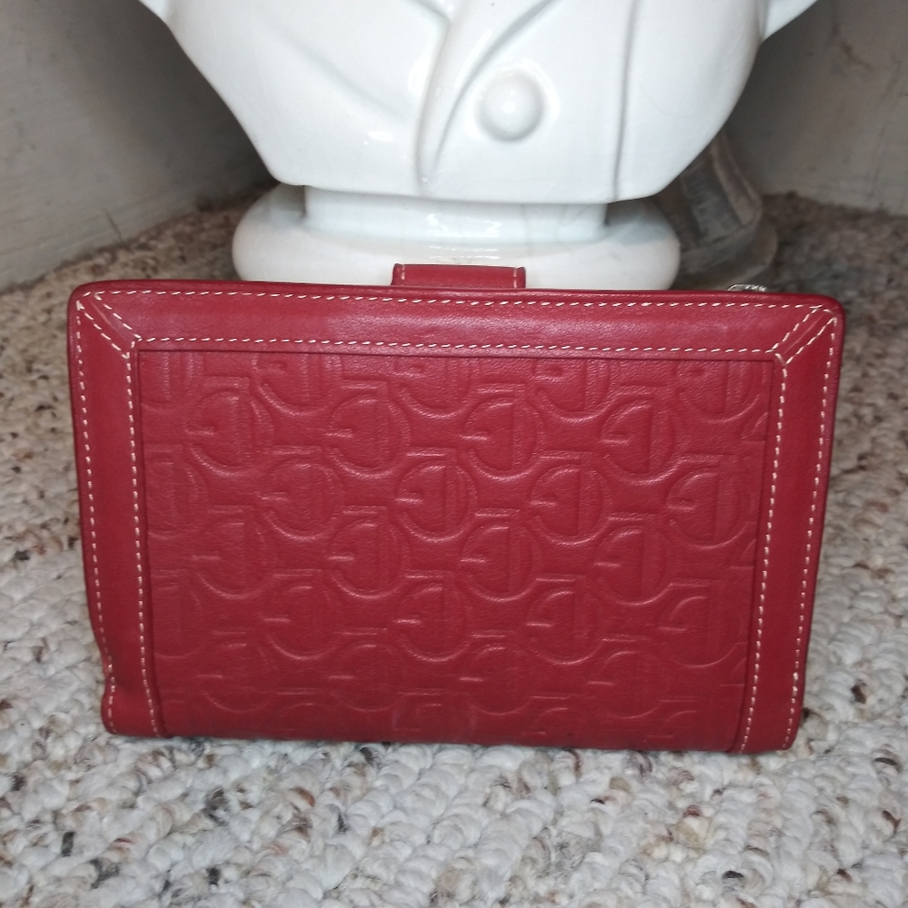 Vintage Guy Laroche Paris GL Embossed Red Leather, Silver Snap Closure Wallet - Picture 6 of 11